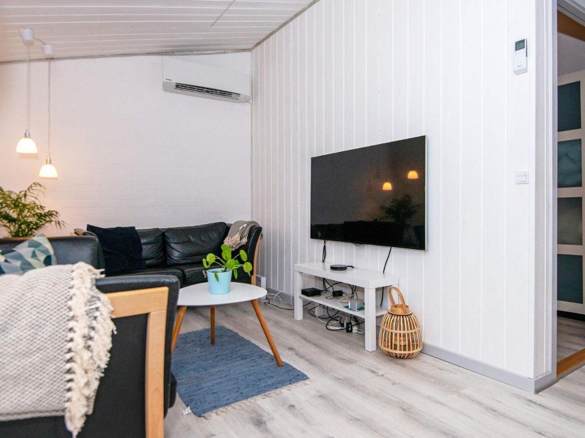 7 Person Holiday Home In Rsted Kare 外观 照片