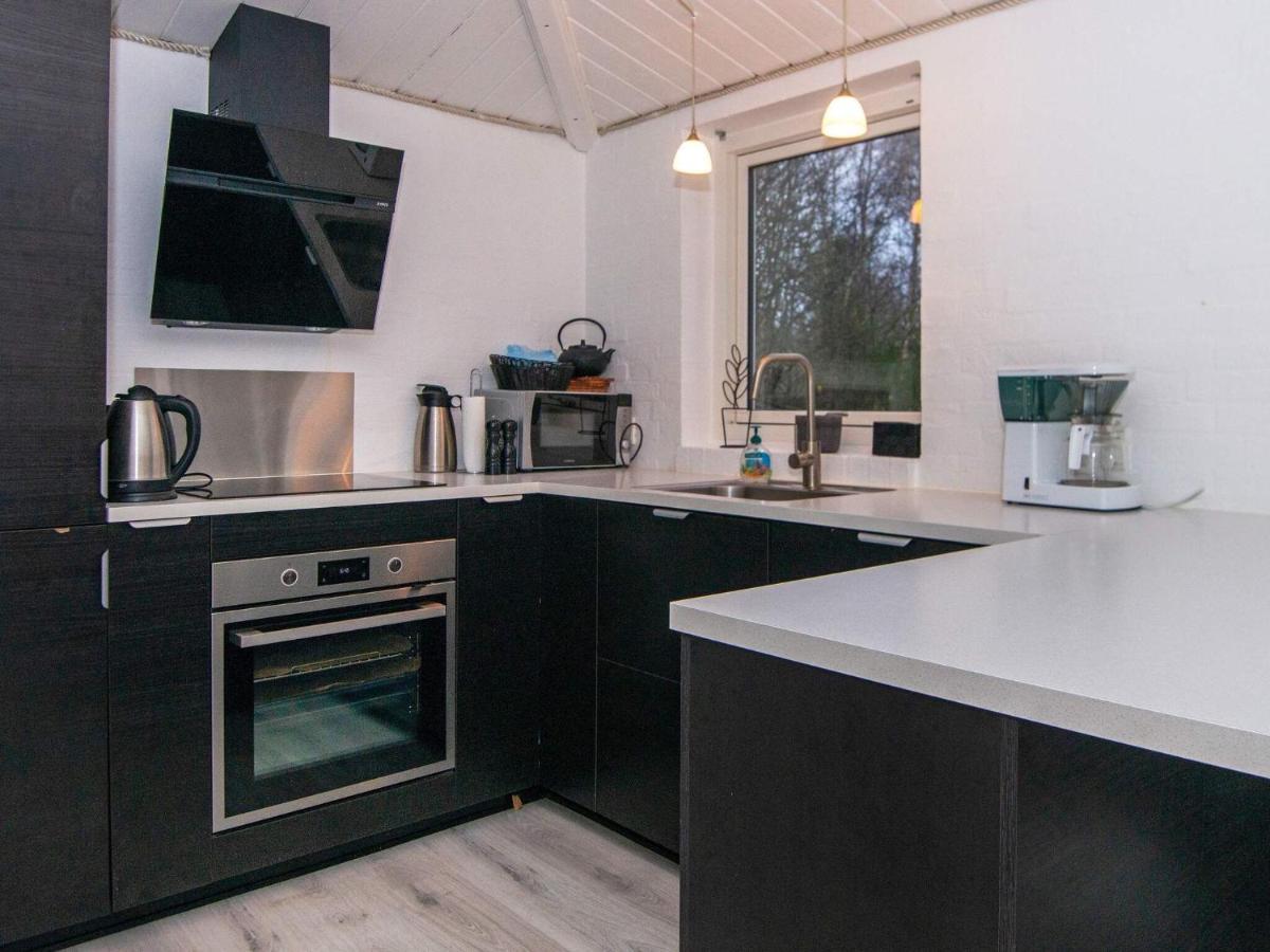 7 Person Holiday Home In Rsted Kare 外观 照片